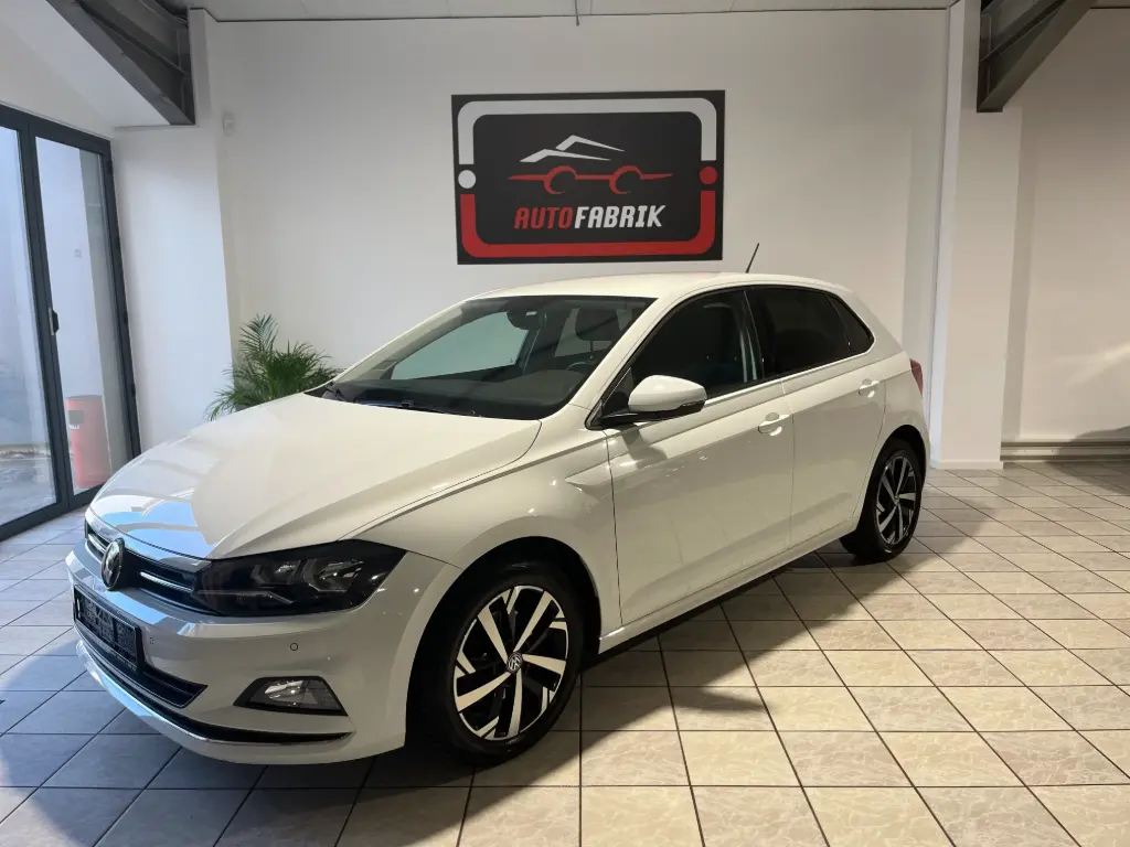 VW Polo VI 1.6 TDI 95 CONFORTLINE