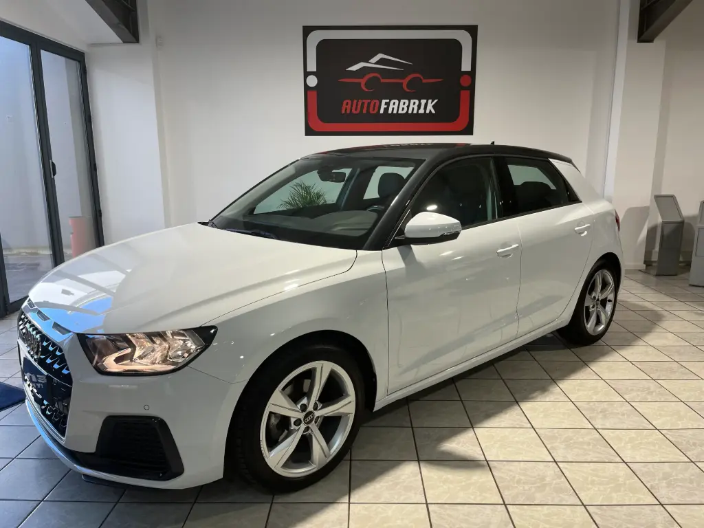 Audi A1 35 TFSI S TRONIC ADVANCED