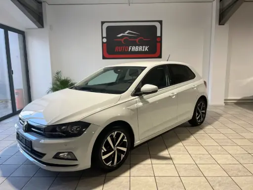 VW Polo VI 1.6 TDI 95 CONFORTLINE